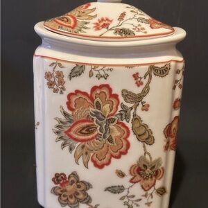222 Fifth Winter Floral Red Canister & Lid